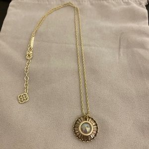 Kendra Scott LUXE necklace in gold & Iri Agate